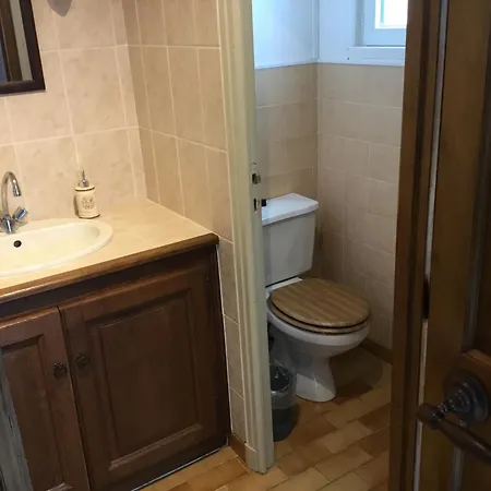 La Maison Du Bonheur Alojamento de Acomodação e Pequeno-almoço Milhac