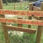 Panzió La Maison Du Bonheur Milhac