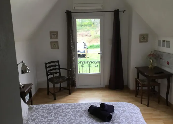 La Maison Du Bonheur Bed and Breakfast Milhac