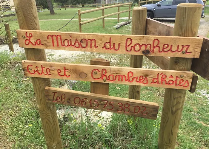 Bed and Breakfast La Maison Du Bonheur Milhac
