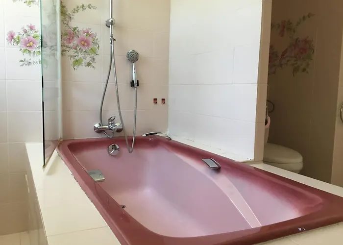 Frühstückspension La Maison Du Bonheur 3*