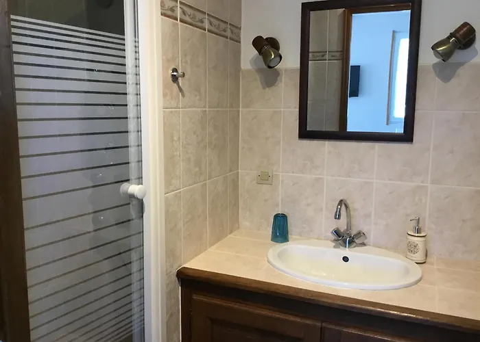 La Maison Du Bonheur Frühstückspension Milhac