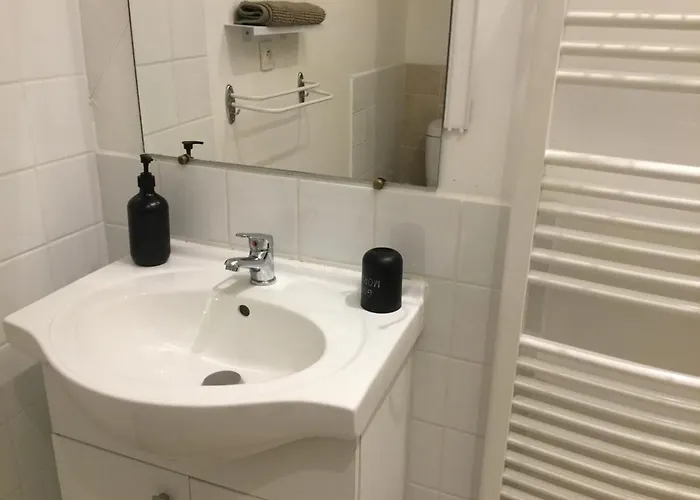 La Maison Du Bonheur Frühstückspension Milhac